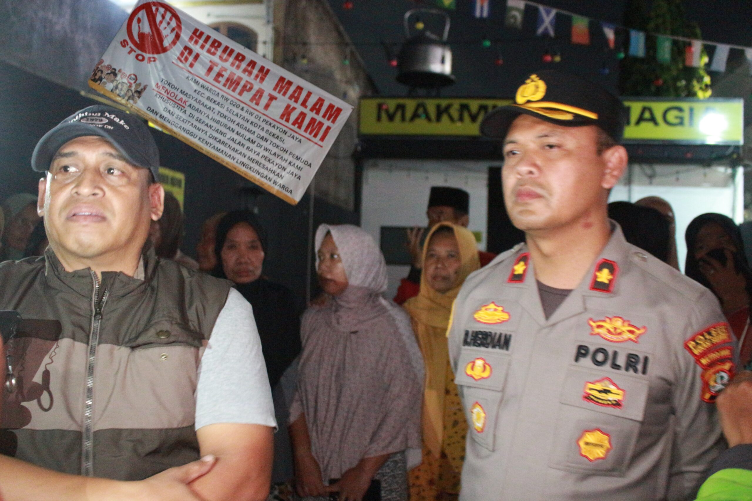 Camat KARYA SUKMAJAYA S.AP., M.Si. dan kapolsek Kompol. Dr. Dedi Herdiana. SH, MH Bekasi selatan